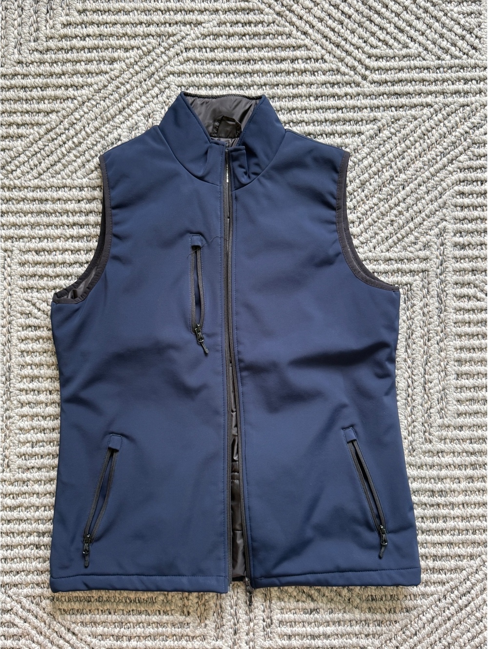 NWOT Undecorated Clique Equinox Insulated Men's Softshell Vest size Large